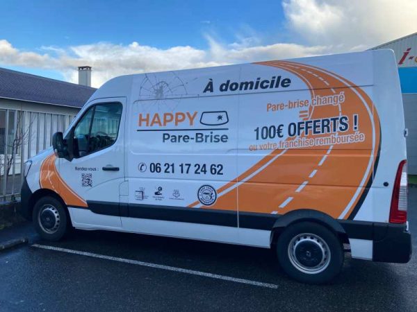Marquage publicitaire sur camionnette – Happy Pare-Brise Rennes département 35